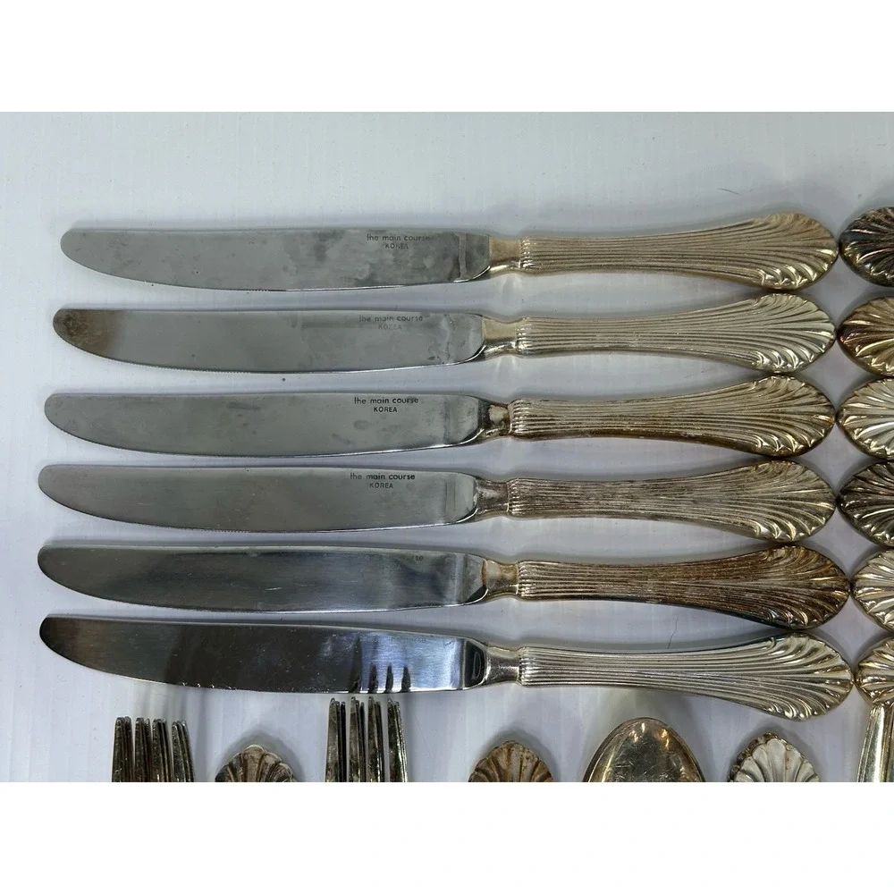 61 Pieces The Main Course Korea Silverplate Ribbed Plume Tip Flatware Set MNF48